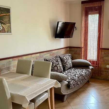 Vár Panoráma
