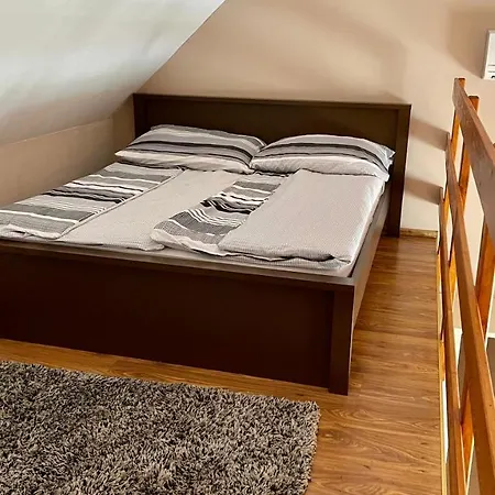 Vár Panoráma Apartman