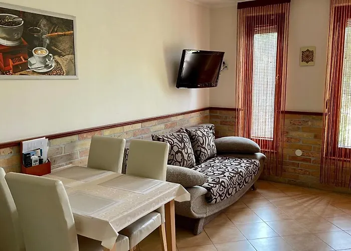 Vár Panoráma